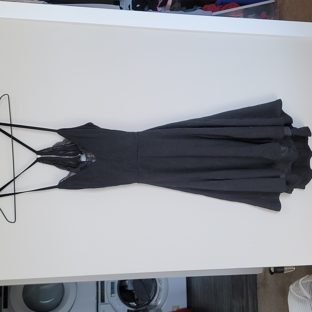Lulu's black dress